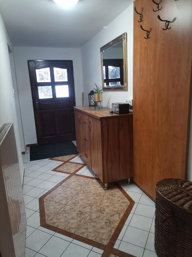 Apartman Ustie Trstena Bagian luar foto