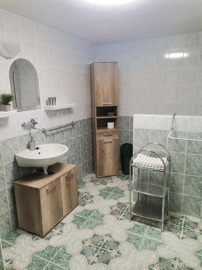 Apartman Ustie Trstena Bagian luar foto