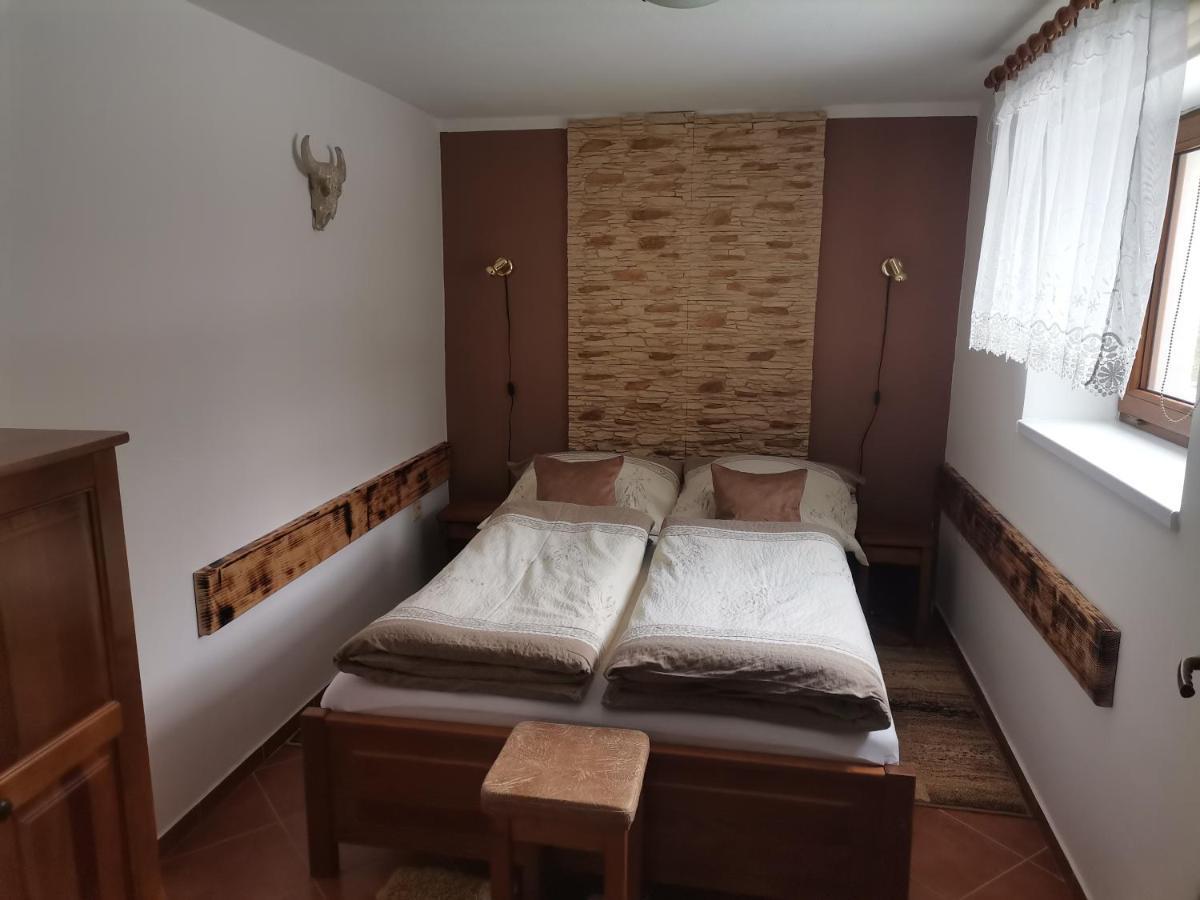Apartman Ustie Trstena Bagian luar foto