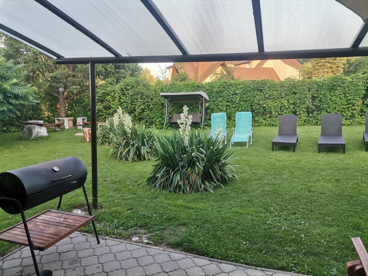 Apartman Ustie Trstena Bagian luar foto