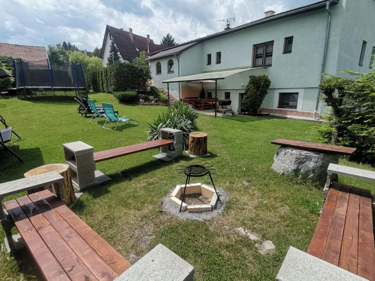 Apartman Ustie Trstena Bagian luar foto