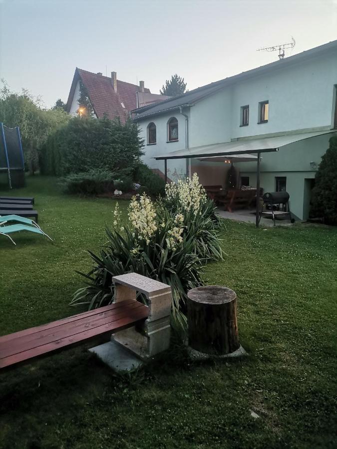 Apartman Ustie Trstena Bagian luar foto