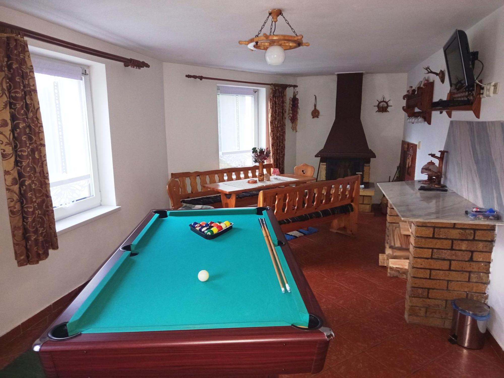 Apartman Ustie Trstena Bagian luar foto