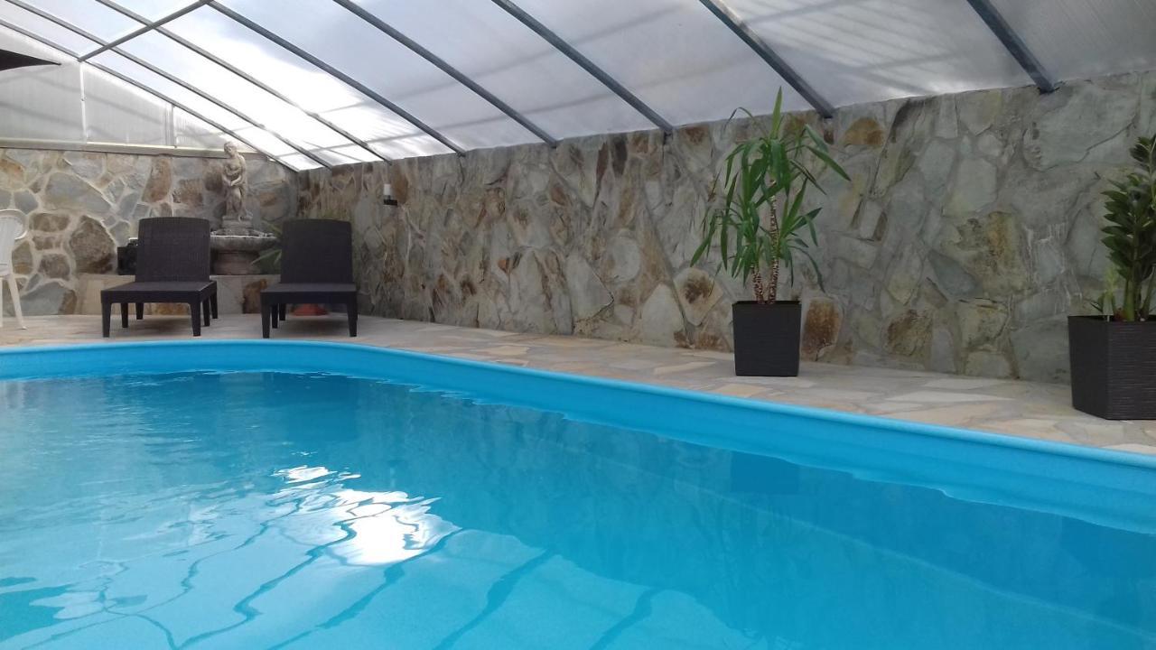 Apartman Ustie Trstena Bagian luar foto